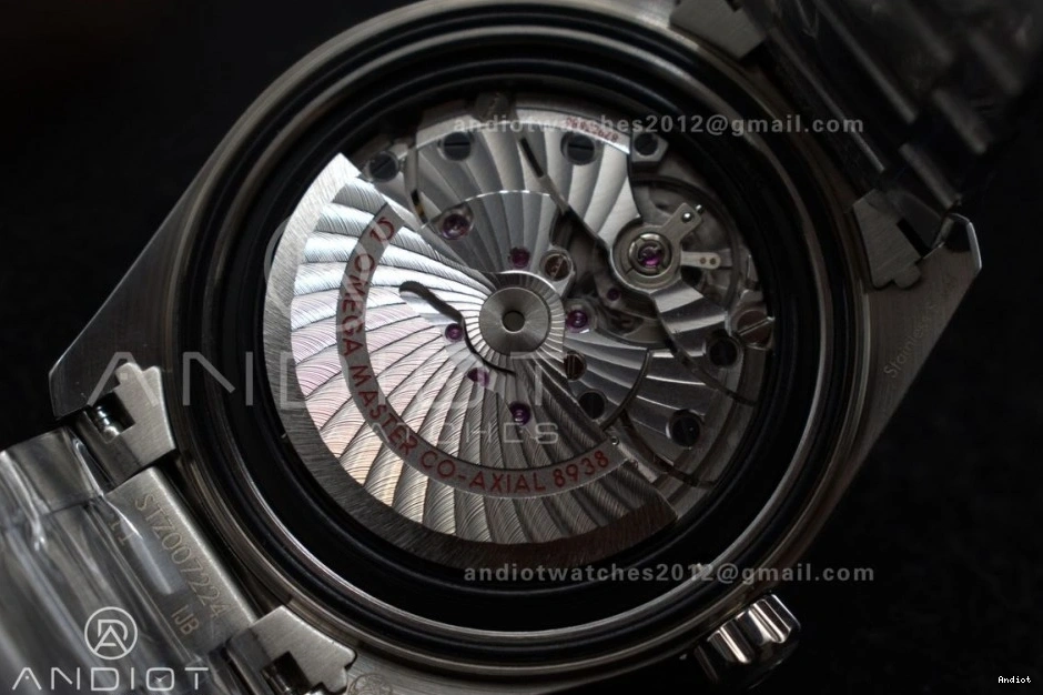 1:1 Ceramic VSF Edition Worldtimer Best 43mm Green SS Super GMT Aqua on Terra A8938 Bracelet Clone 1105